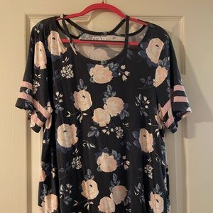 Maurices 24/7 Cold Shoulder Top, Size XL
